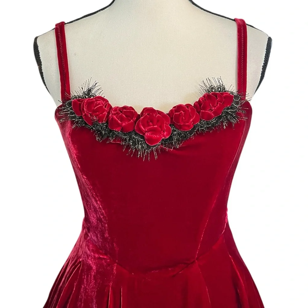 NWT Vintage Betsey Johnson Red Velvet Black Lace 3D Rose Cupcake Mini Dress - Picture 4 of 10